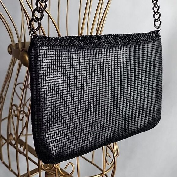 Whiting and Davis Black Mesh Body Chunky Chain Shoulder Bag - Picture 3 of 16